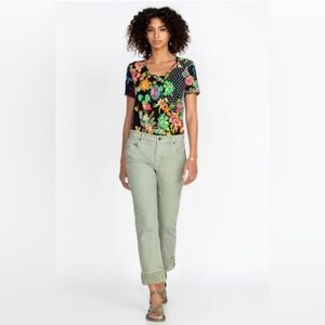 NWT Johnny Was Catalina Boyfriend Jean. Size 28